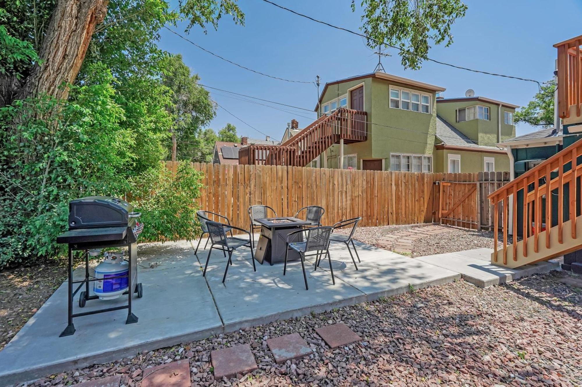 Вілла Neighborly Heights - Downtown King Bbq Fire Pit Колорадо-Спрінгз Екстер'єр фото